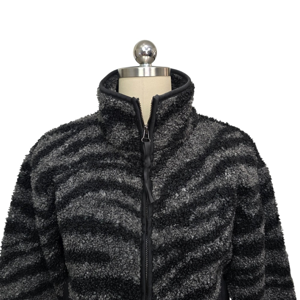 Varley Zebra Print Sherpa Fleece Full Zip Jacket Grey Black Women Small VAR00482 - Picture 8 of 9